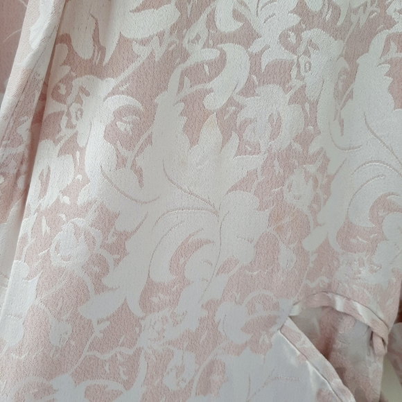 VICTORIA'S SECRET ROBE - Picture 10 of 14